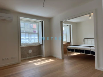 Apartamento T1 para Venda em Aldoar, Foz do Douro e Nevogilde