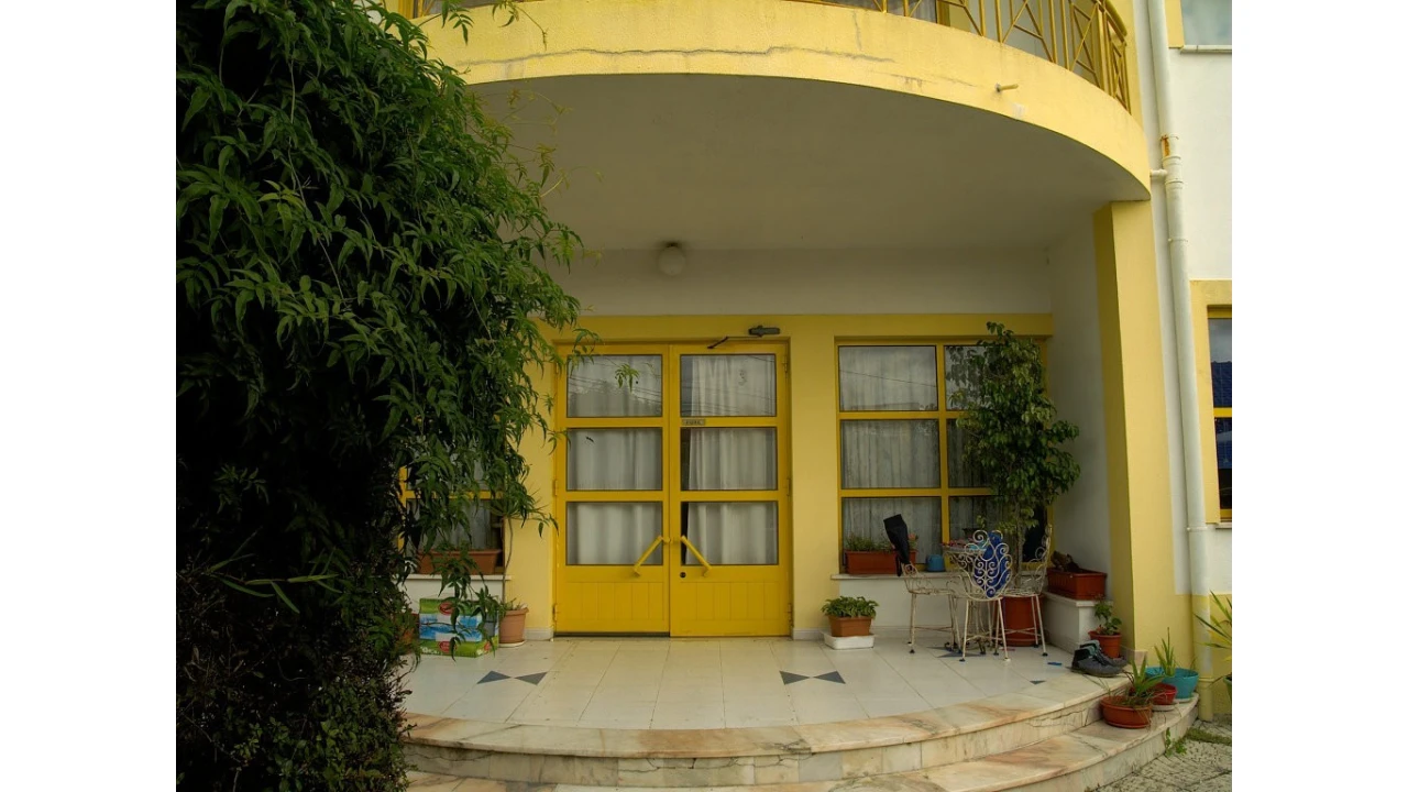 Moradia T5 para Venda em São João das Lampas e Terrugem Foto 1