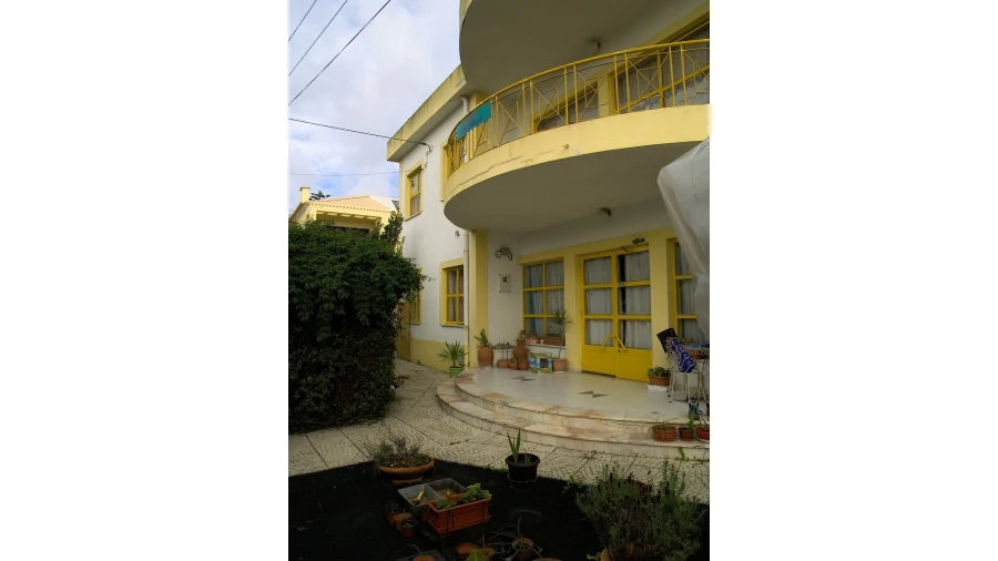 Moradia T5 para Venda em São João das Lampas e Terrugem Foto 2