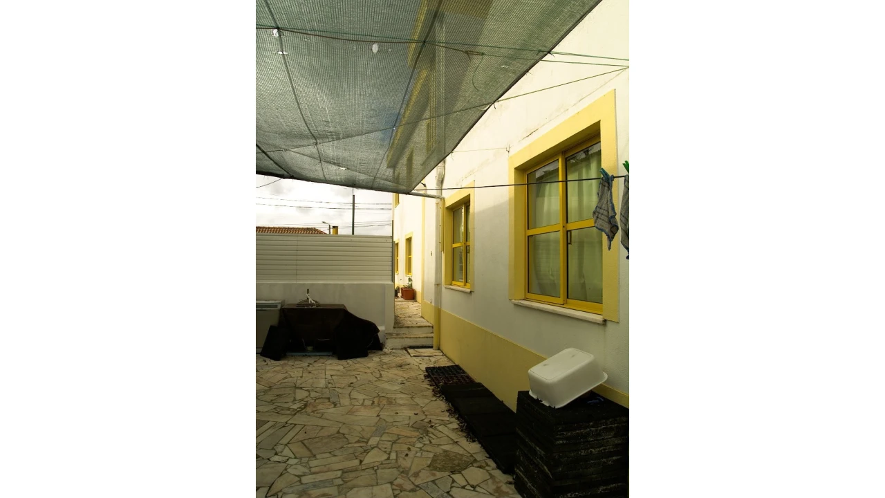 Moradia T5 para Venda em São João das Lampas e Terrugem Foto 4