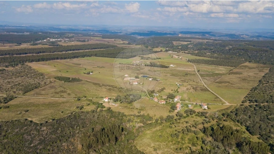 Quinta T1 para Venda em São Teotónio Foto 7