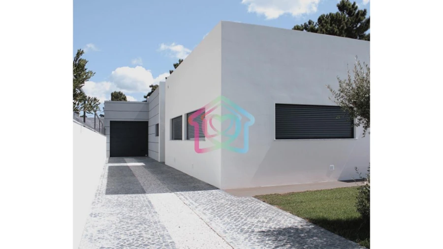 Moradia T4 para Venda em Sesimbra (Castelo) Foto 5