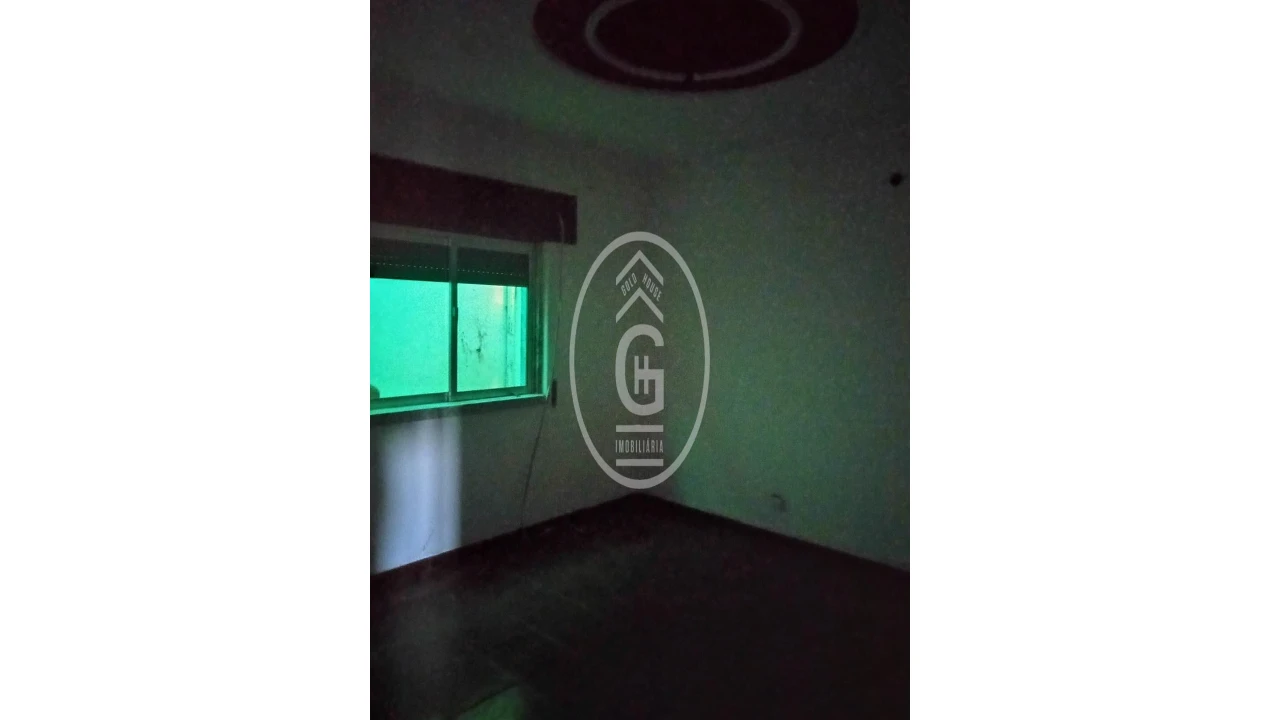 Moradia T5 para Venda em Parreira e Chouto Foto 9