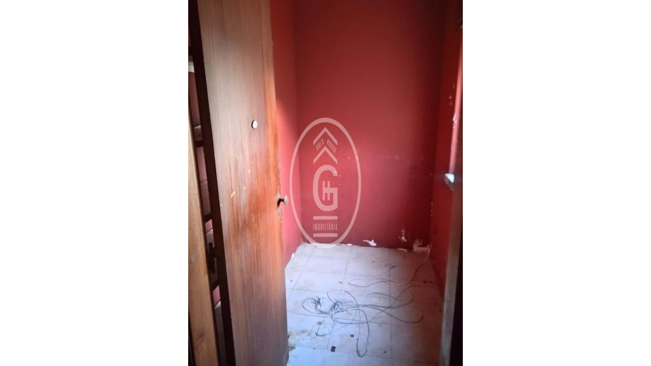 Moradia T5 para Venda em Parreira e Chouto Foto 10