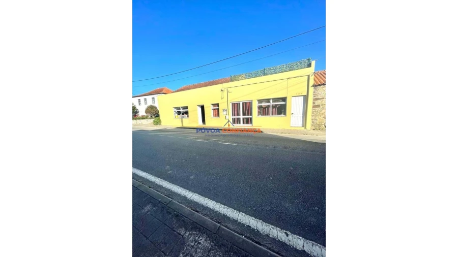 Moradia para Venda em Laundos Foto 1