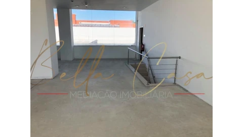 Loja para Venda em Santa Joana