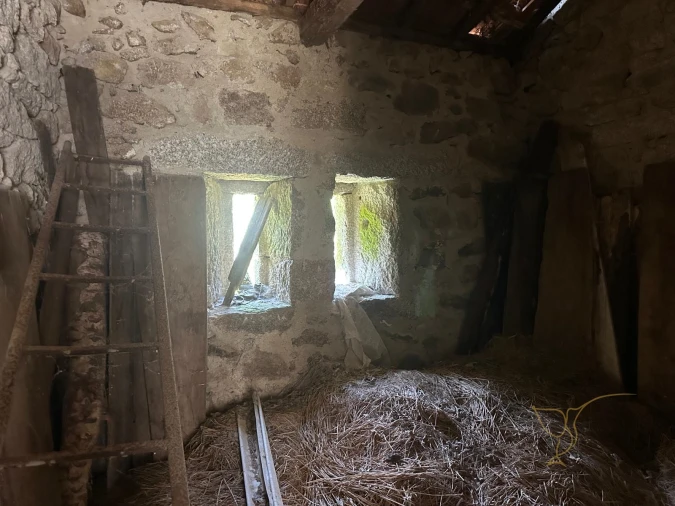 Moradia T0 para Venda em Castro Laboreiro e Lamas de Mouro Foto 4