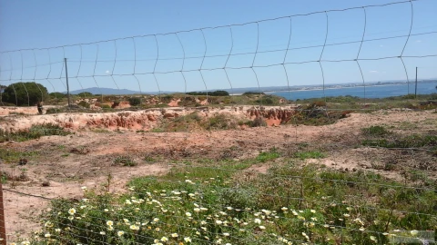 Terreno para Venda em Lagos (São Sebastião e Santa Maria)