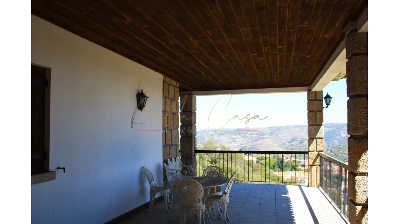 Moradia T5 para Venda em Lamego (Almacave e Sé) Foto 10