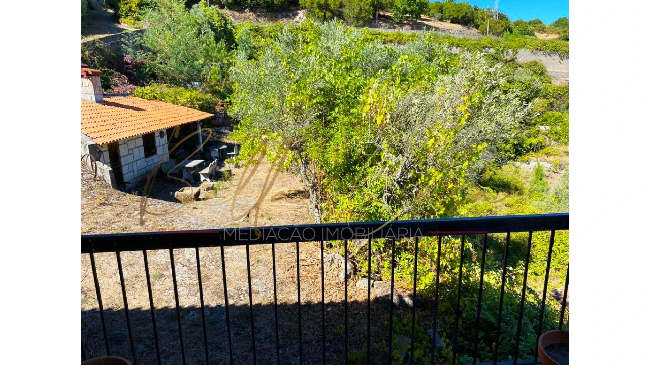Moradia T5 para Venda em Lamego (Almacave e Sé) Foto 41