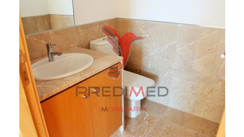 Escritório para Arrendamento em Olivais