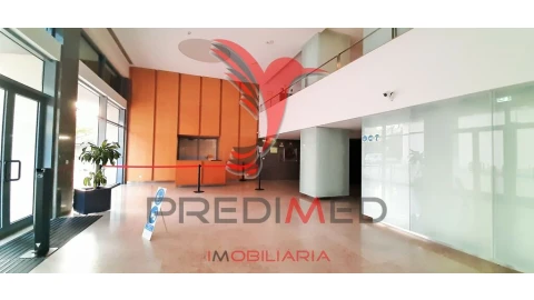 Escritório para Arrendamento em Olivais