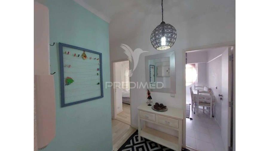Apartamento T1 para Venda em Quarteira Foto 3