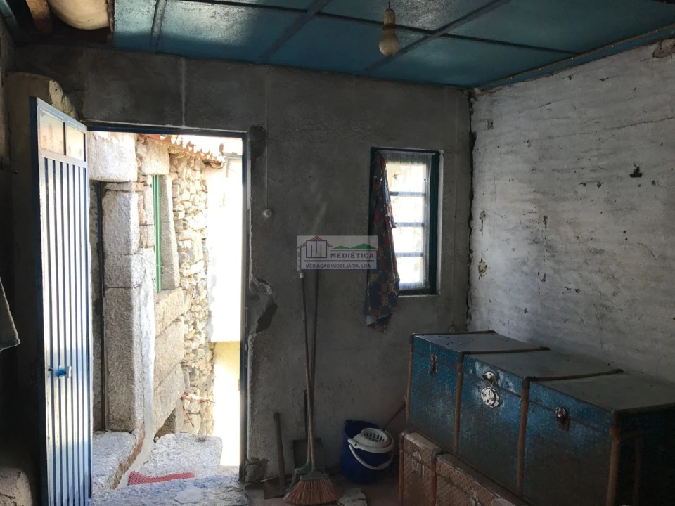 Moradia T2 para Venda em Adeganha e Cardanha Foto 9