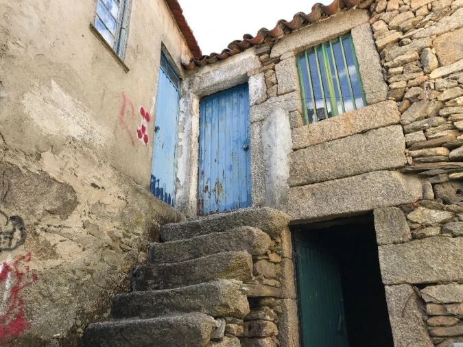 Moradia T2 para Venda em Adeganha e Cardanha Foto 4