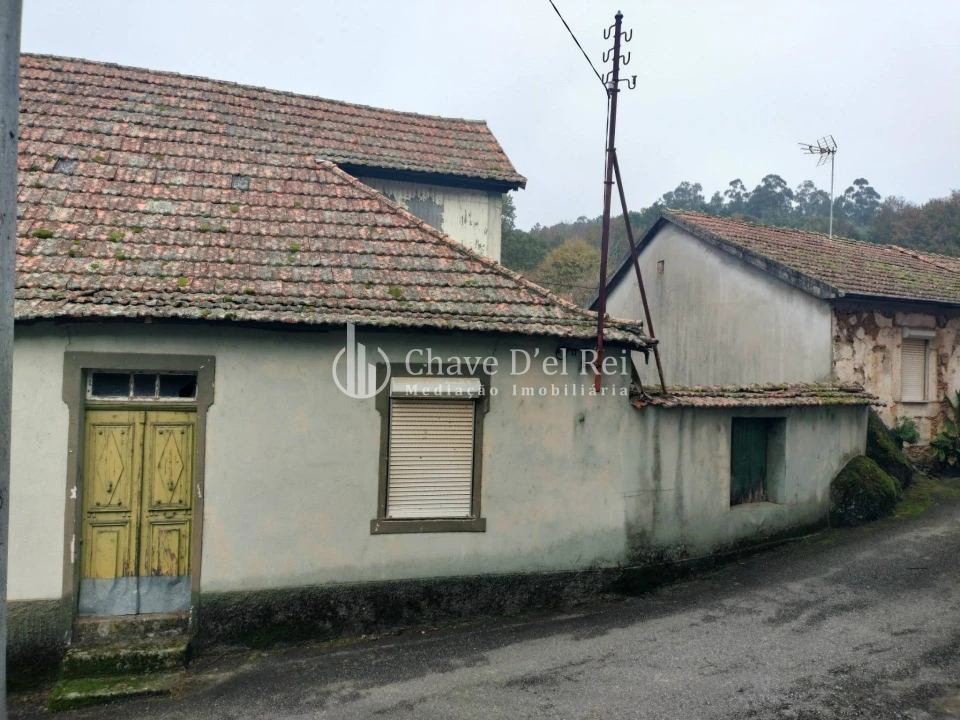 Moradia T4 para Venda em São Cipriano e Vil de Souto Foto 7