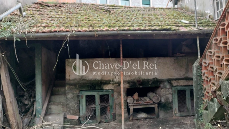 Moradia T4 para Venda em São Cipriano e Vil de Souto Foto 32