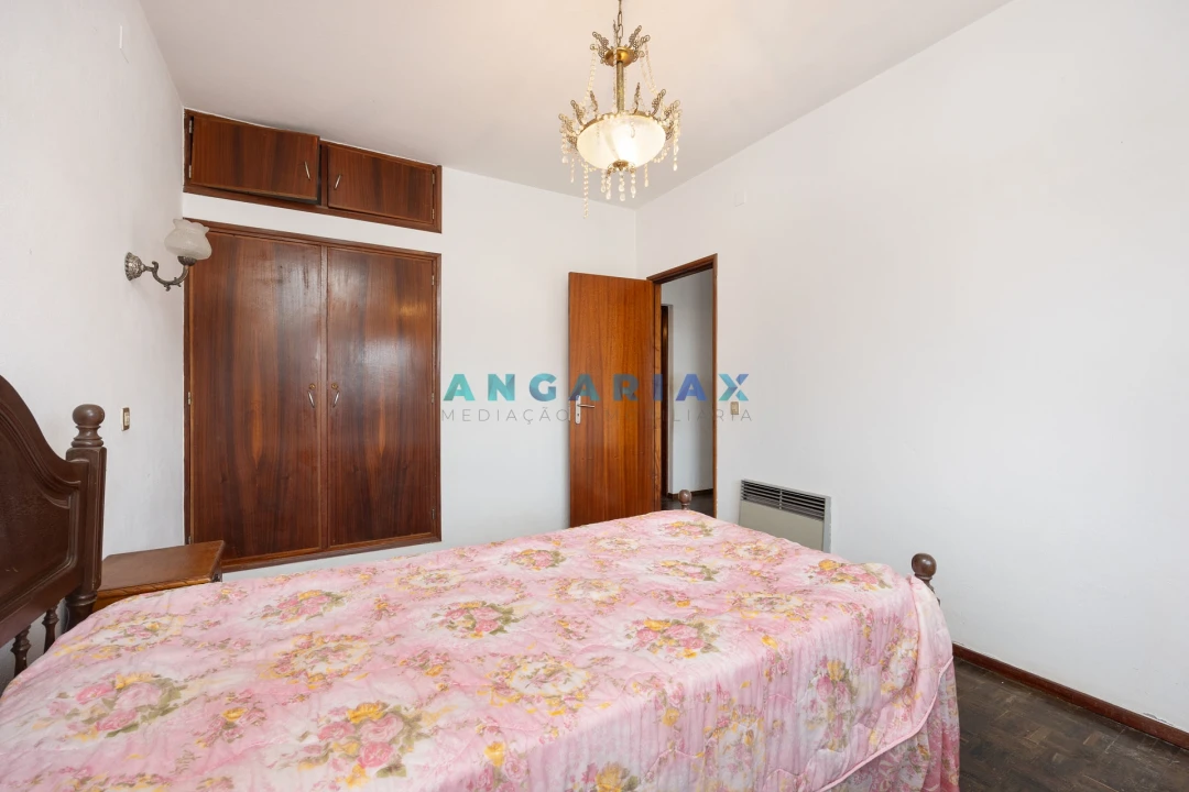 Moradia T3 para Venda em Amor Foto 6