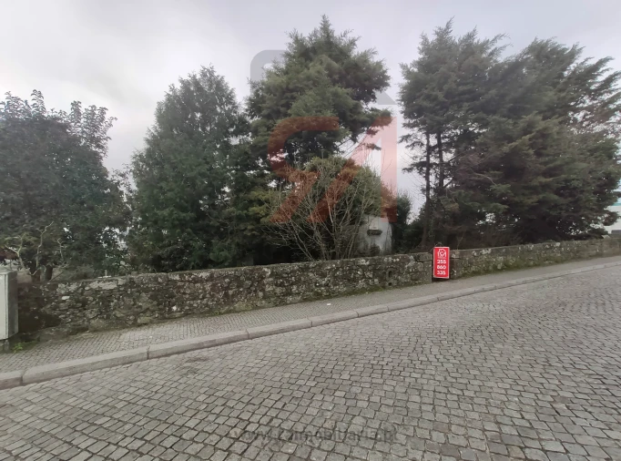 Terreno para Venda em Paços de Ferreira Foto 5