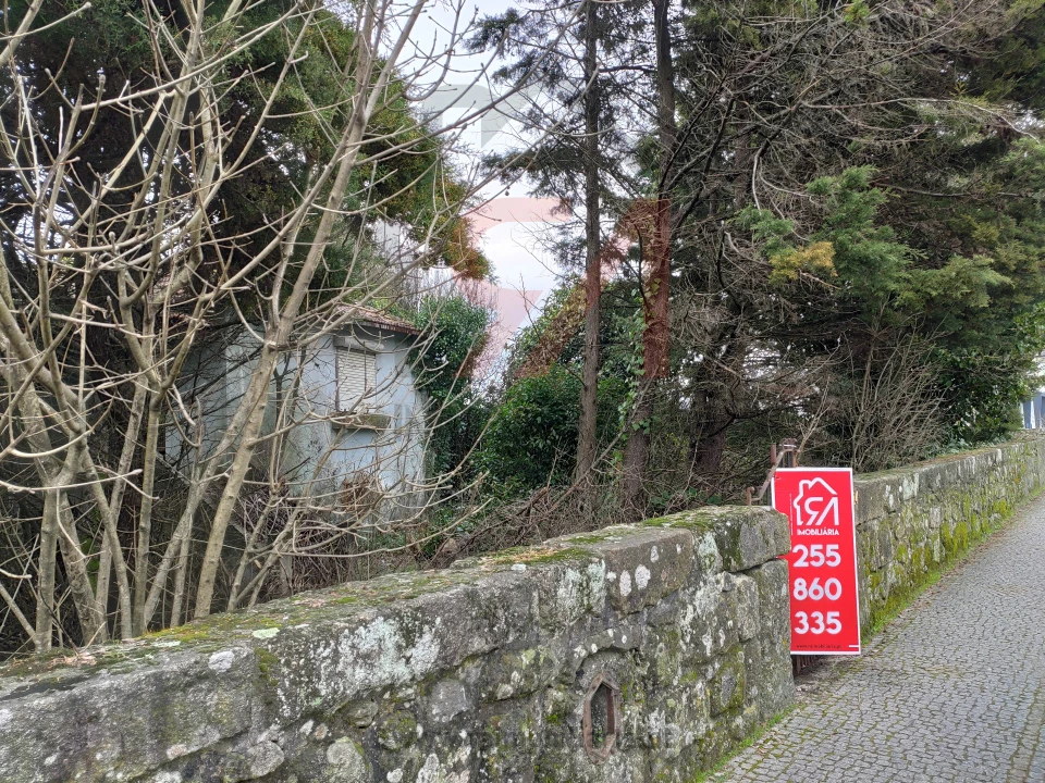 Terreno para Venda em Paços de Ferreira Foto 6