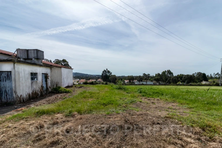 Terreno para Venda em Grijó e Sermonde Foto 7