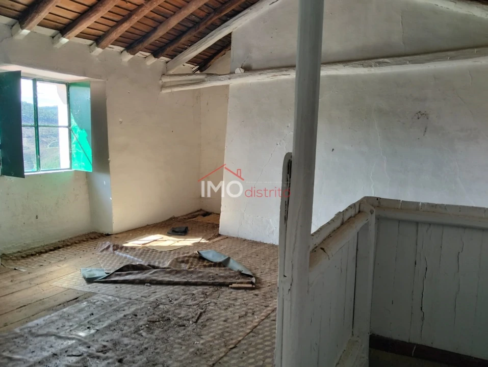 Moradia T0 para Venda em Reguengo e São Julião Foto 10