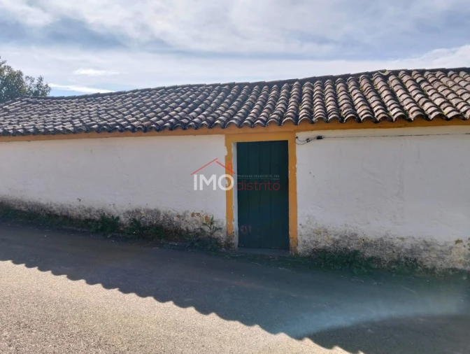 Moradia T0 para Venda em Reguengo e São Julião