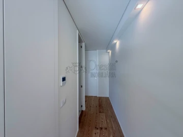 Apartamento T2 para Venda em Creixomil