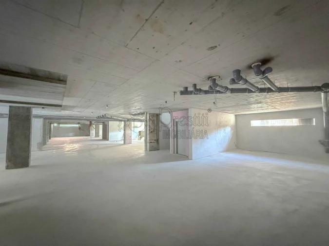 Apartamento T2 para Venda em Creixomil Foto 25