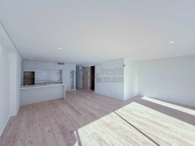 Apartamento T2 para Venda em Creixomil