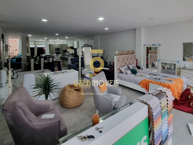 Loja para Venda em Arco de Baúlhe e Vila Nune Foto 6