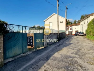 Terreno para Venda em Pinheiro da Bemposta, Travanca e Palmaz