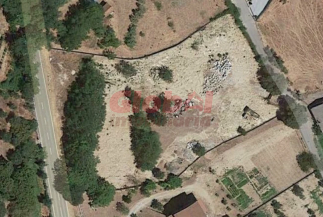 Terreno para Venda em Fragosela Foto 1