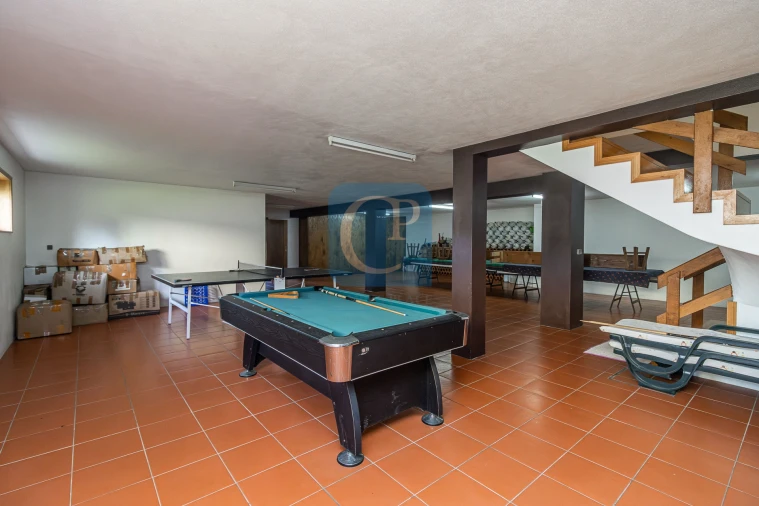 Moradia T4 para Venda em Arvore Foto 32