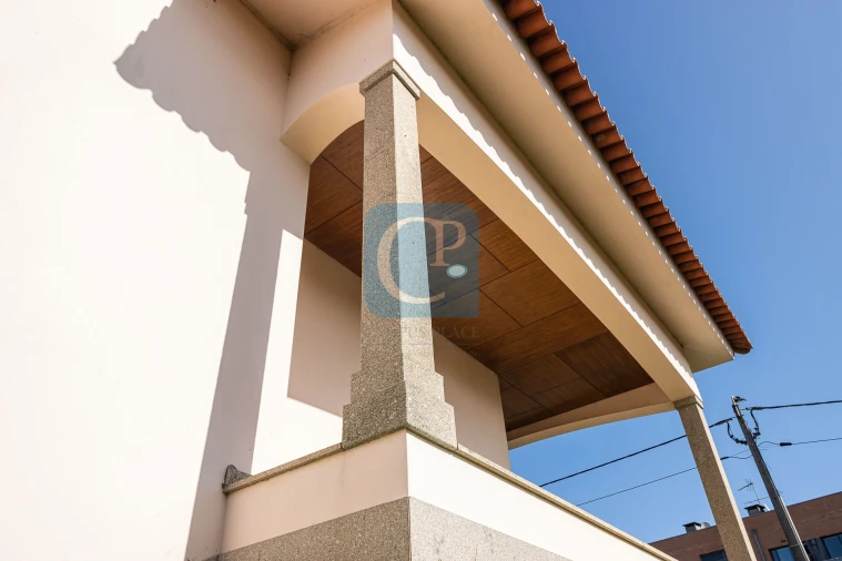 Moradia T4 para Venda em Arvore Foto 53