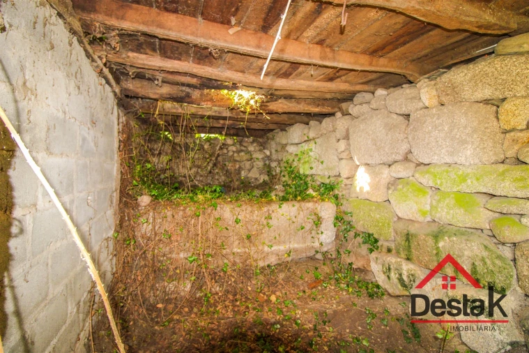 Moradia T0 para Venda em Sul Foto 9