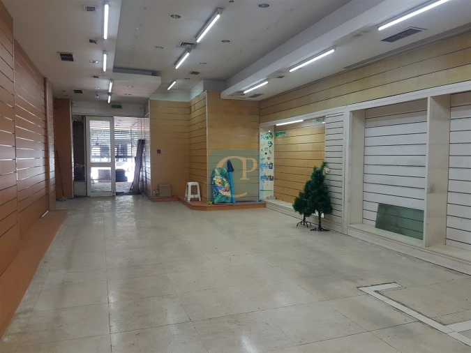 Loja para Arrendamento em Cedofeita, Santo Ildefonso, Sé, Miragaia, São Nicolau e Vitória Foto 6