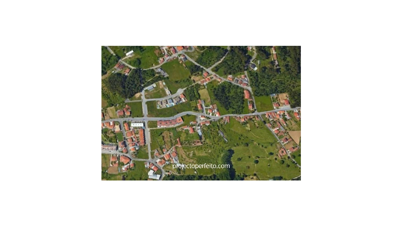 Terreno para Venda em Nogueira da Regedoura Foto 2