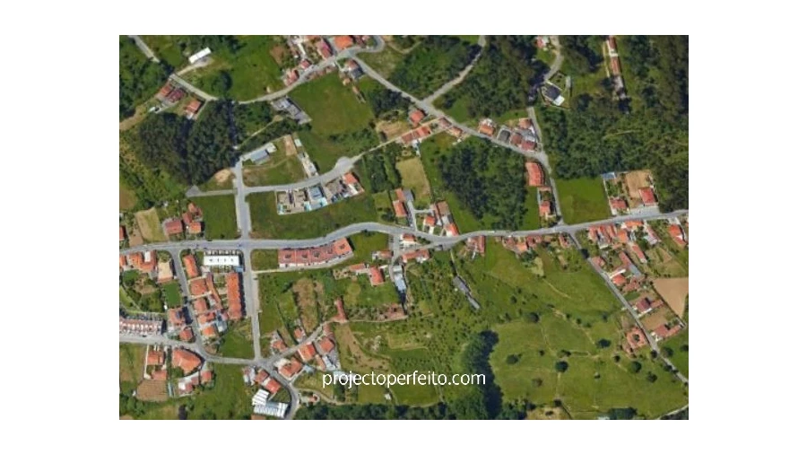 Terreno para Venda em Nogueira da Regedoura Foto 2