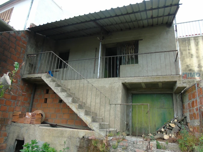 Moradia T2 para Venda em Escalos de Baixo e Mata Foto 10