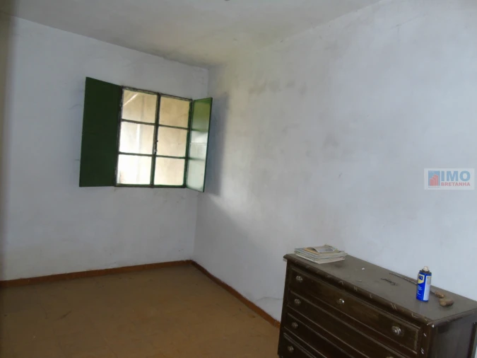 Moradia T2 para Venda em Escalos de Baixo e Mata Foto 4