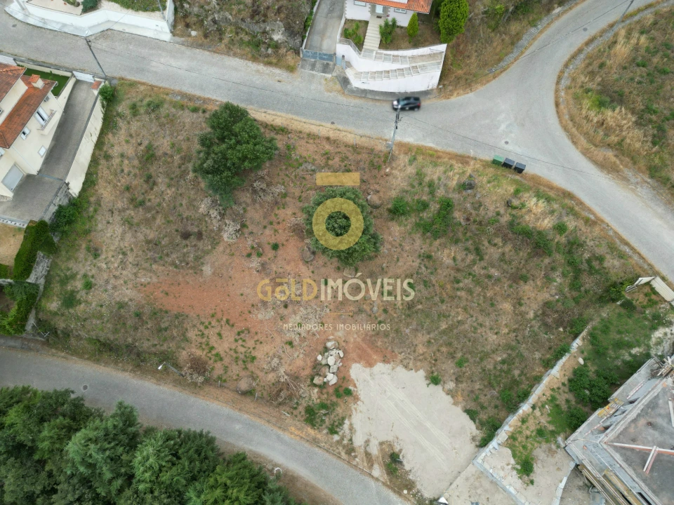 Terreno para Venda em Sobrado e Bairros Foto 4