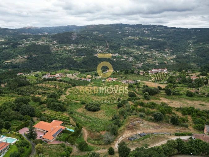 Terreno para Venda em Sobrado e Bairros Foto 3