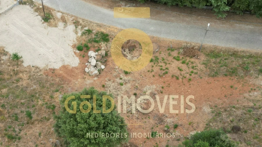Terreno para Venda em Sobrado e Bairros