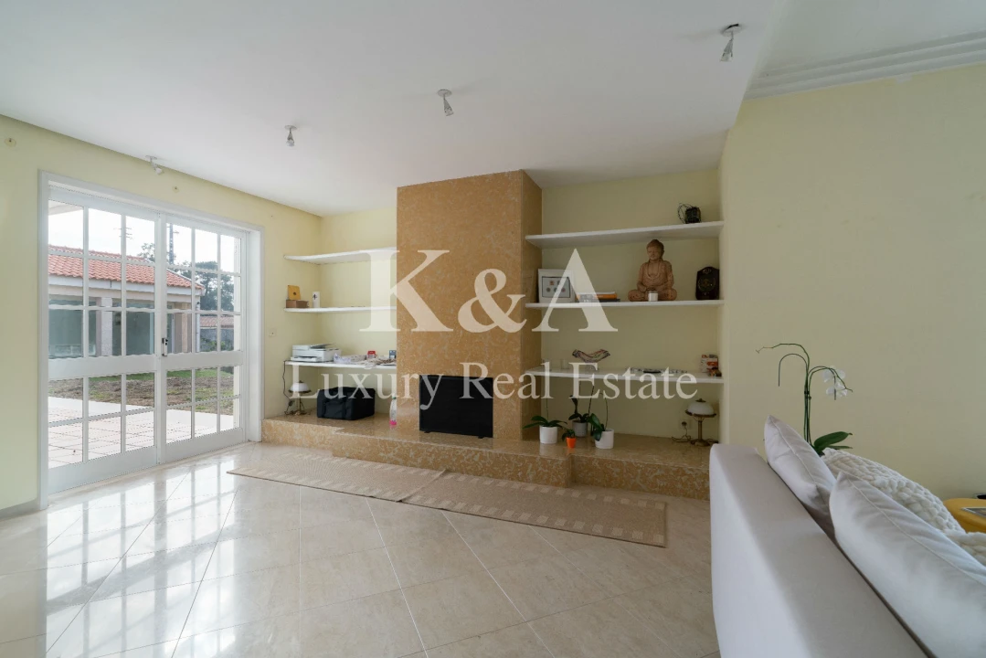 Moradia T4 para Venda em Arcozelo Foto 5