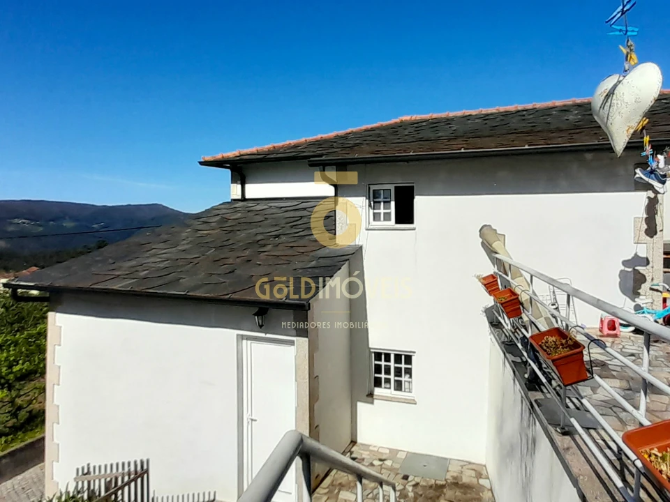 Moradia T3 para Venda em Nespereira Foto 11