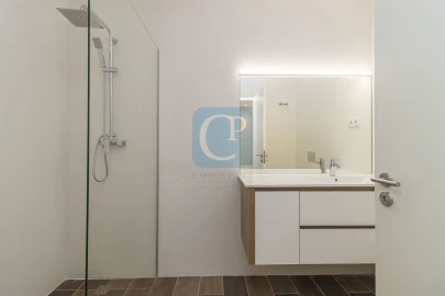 Apartamento T3 para Arrendamento em Cedofeita, Santo Ildefonso, Sé, Miragaia, São Nicolau e Vitória