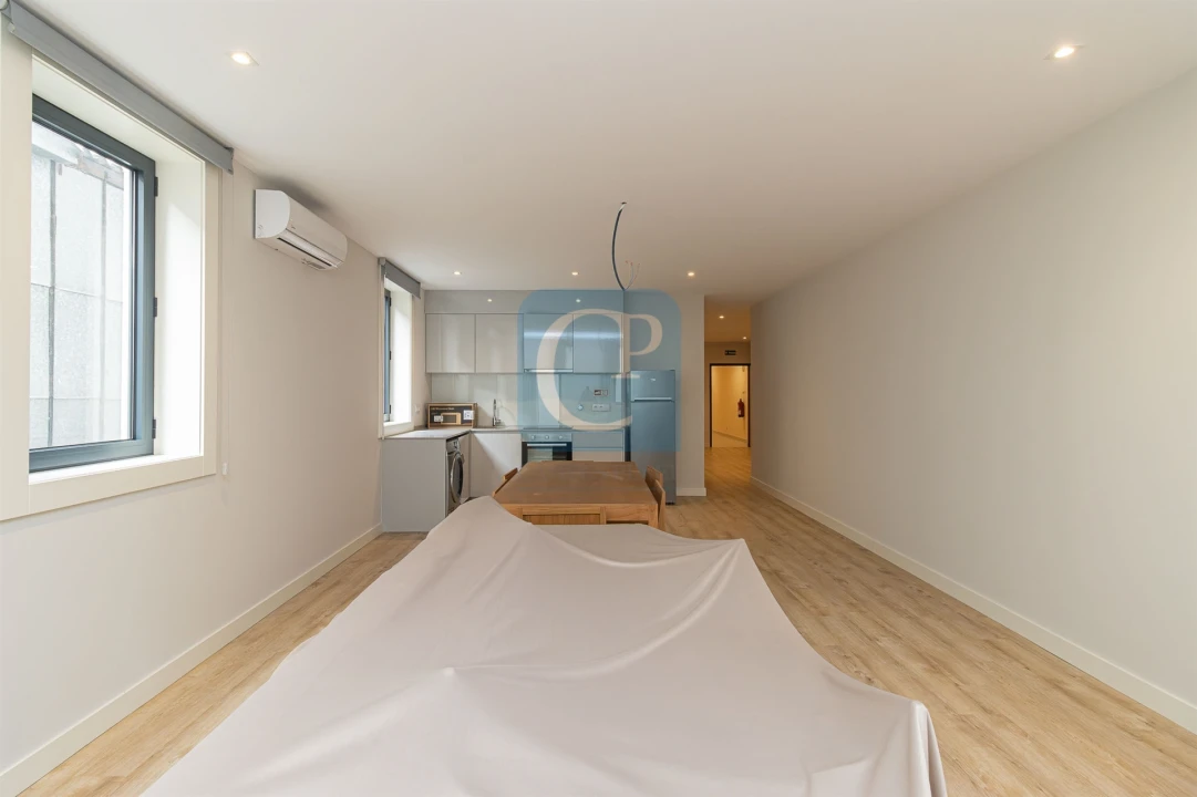 Apartamento T3 para Arrendamento em Cedofeita, Santo Ildefonso, Sé, Miragaia, São Nicolau e Vitória Foto 3