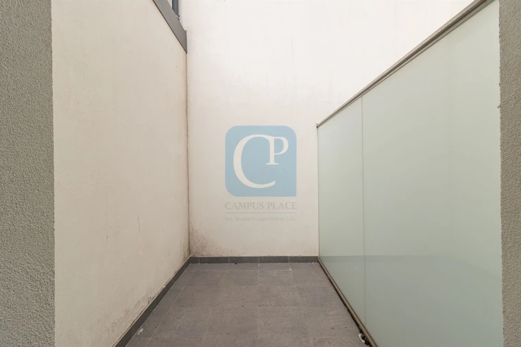 Apartamento T3 para Arrendamento em Cedofeita, Santo Ildefonso, Sé, Miragaia, São Nicolau e Vitória Foto 24