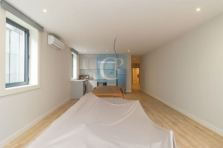 Apartamento T3 para Arrendamento em Cedofeita, Santo Ildefonso, Sé, Miragaia, São Nicolau e Vitória Foto 3